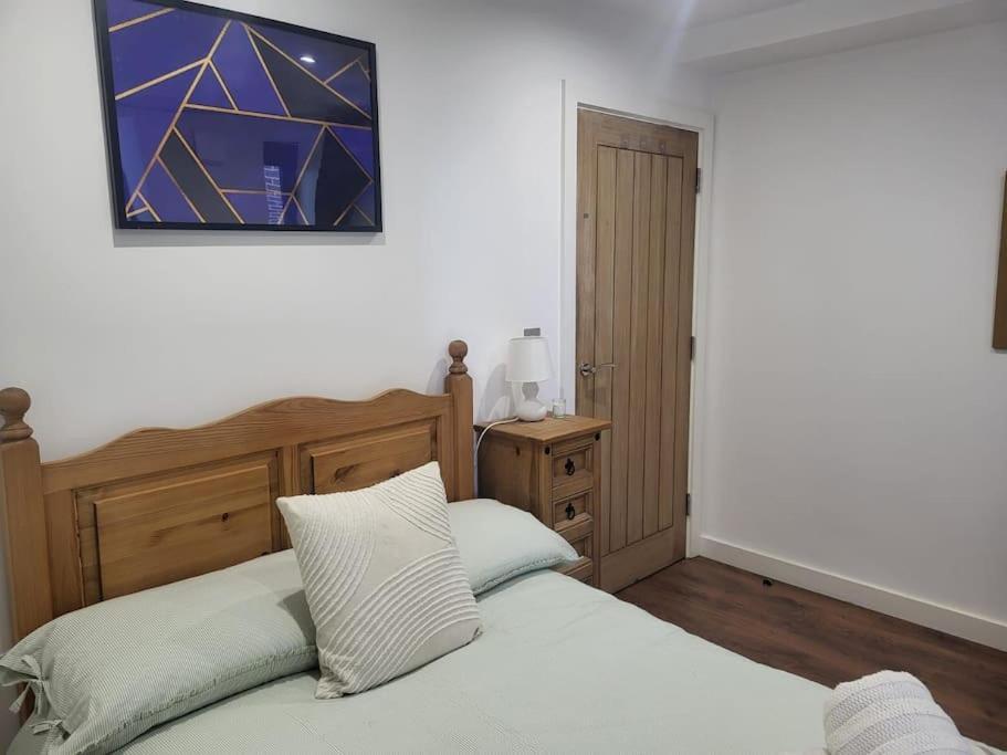 Modern Apartment Ноттингем Экстерьер фото